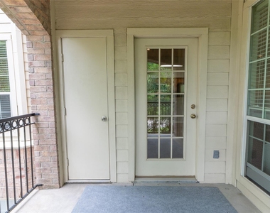 6607 Lake Woodlands Drive - Photo Thumbnail 19