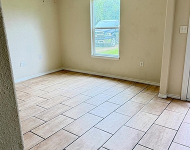 17433 Cr-945 - Photo Thumbnail 2