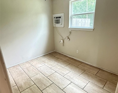 17433 Cr-945 - Photo Thumbnail 7