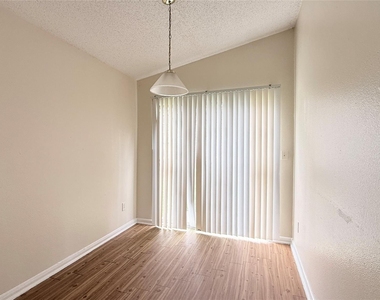 4626 Callery Creek Drive - Photo Thumbnail 6
