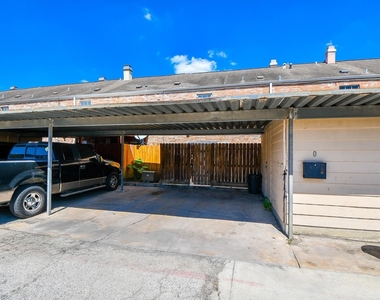 4206 Belle Park Drive - Photo Thumbnail 27