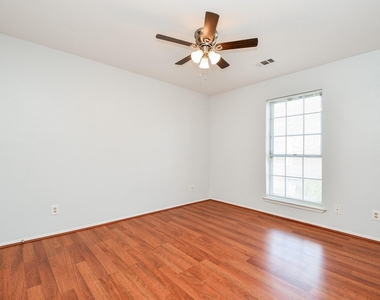 4206 Belle Park Drive - Photo Thumbnail 21