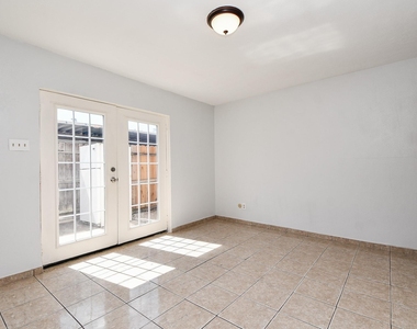 4206 Belle Park Drive - Photo Thumbnail 9