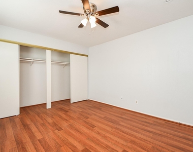 4206 Belle Park Drive - Photo Thumbnail 17