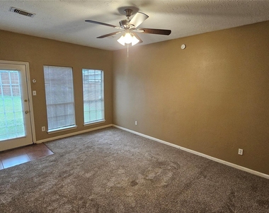 14734 Treborway Drive - Photo Thumbnail 25