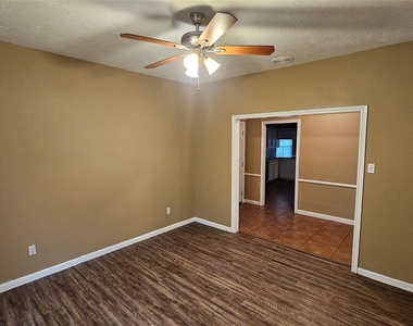 14734 Treborway Drive - Photo Thumbnail 17