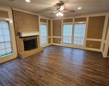 14734 Treborway Drive - Photo Thumbnail 2