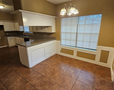 14734 Treborway Drive - Photo Thumbnail 10