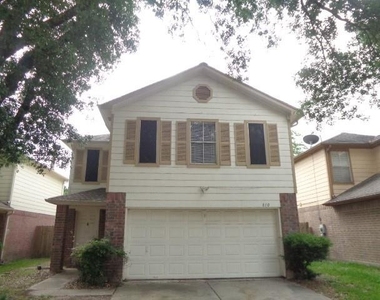 810 Oak West Drive - Photo Thumbnail 1