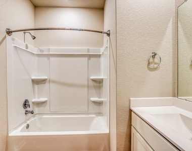 425 San Miguel Creek Drive - Photo Thumbnail 13