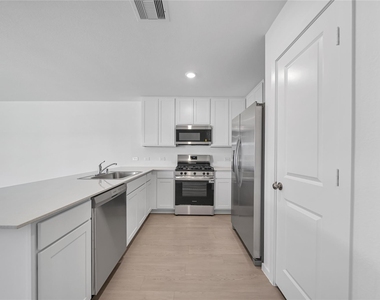 10708 Lavender Cotton Lane - Photo Thumbnail 5