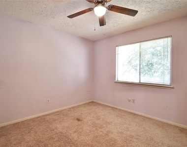 3222 Settlers Way Boulevard - Photo Thumbnail 24