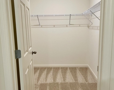 3400 Burrowing Owl Drive - Photo Thumbnail 13