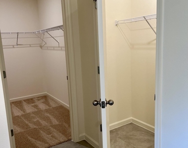 3400 Burrowing Owl Drive - Photo Thumbnail 12