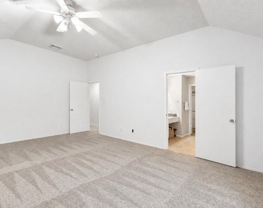11430 Moonlight Ridge Drive - Photo Thumbnail 9