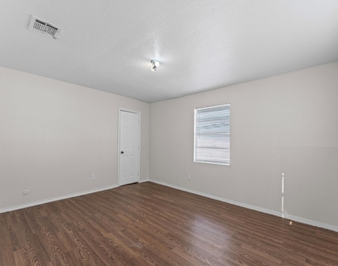 12206 Ormandy Street - Photo Thumbnail 19