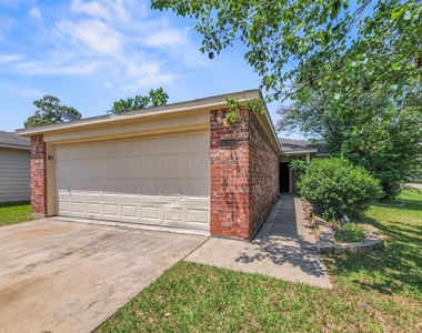 16393 Many Trees Lane - Photo Thumbnail 15