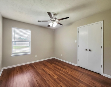 16393 Many Trees Lane - Photo Thumbnail 10