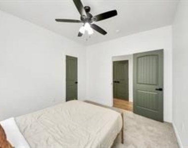 4010 Dreyfus Street - Photo Thumbnail 26