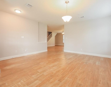 553 Small Cedar Drive - Photo Thumbnail 4