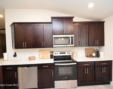 2585 Roygaris Street Nw - Photo Thumbnail 13