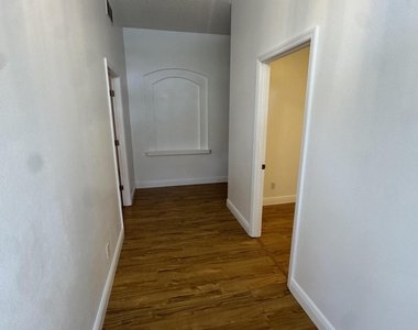 3315 Casi Drive - Photo Thumbnail 6