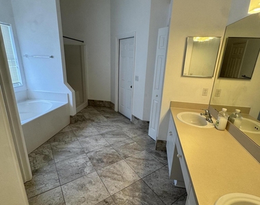 3315 Casi Drive - Photo Thumbnail 11
