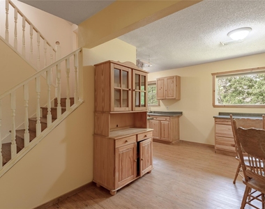 86 Oak Hill Drive - Photo Thumbnail 4
