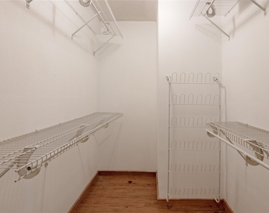 86 Oak Hill Drive - Photo Thumbnail 13