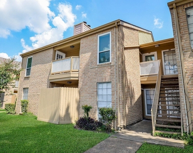 10211 Sugar Branch Drive - Photo Thumbnail 1