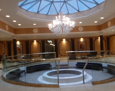 Grand Central Parkway - Photo Thumbnail 5