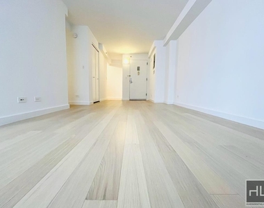 East 39th Street - Photo Thumbnail 2
