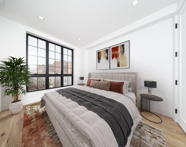 311 Franklin Avenue - Photo Thumbnail 6