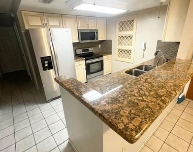 3804 W Hamilton Avenue - Photo Thumbnail 17