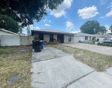 3804 W Hamilton Avenue - Photo Thumbnail 3