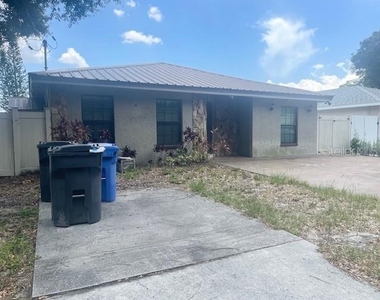 3804 W Hamilton Avenue - Photo Thumbnail 4