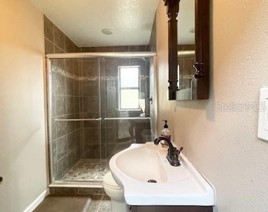 3804 W Hamilton Avenue - Photo Thumbnail 36