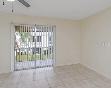 359 S Mcmullen Booth Road - Photo Thumbnail 20