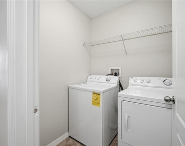 1827 Harbour Blue Street - Photo Thumbnail 17