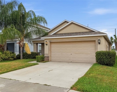 1827 Harbour Blue Street - Photo Thumbnail 1