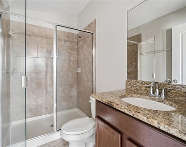1827 Harbour Blue Street - Photo Thumbnail 16
