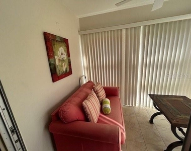 1845 S Highland Avenue - Photo Thumbnail 8