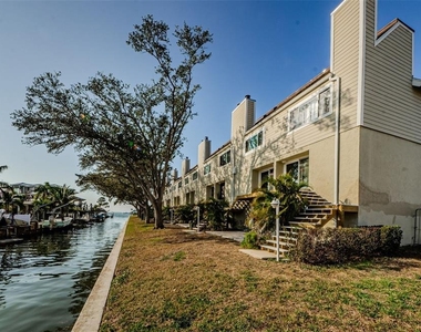 433 S Paula Drive - Photo Thumbnail 14