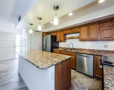 433 S Paula Drive - Photo Thumbnail 3