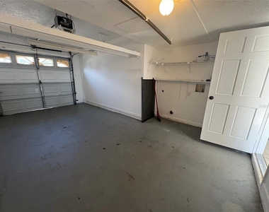 5112 Bonnedale Court - Photo Thumbnail 6