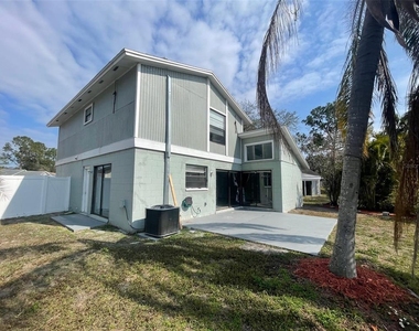 5112 Bonnedale Court - Photo Thumbnail 7