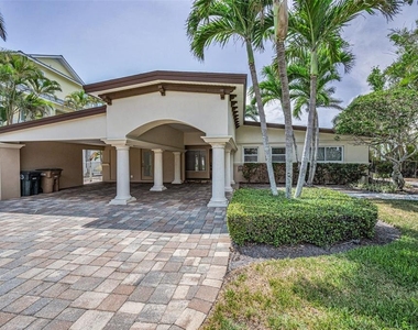52 N Pine Circle - Photo Thumbnail 4