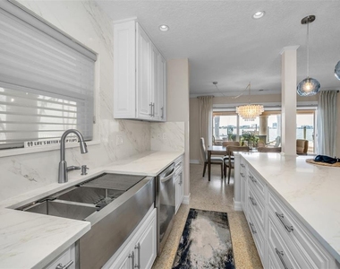 52 N Pine Circle - Photo Thumbnail 17