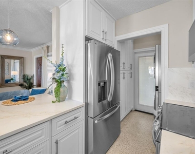 52 N Pine Circle - Photo Thumbnail 15