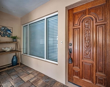 52 N Pine Circle - Photo Thumbnail 5
